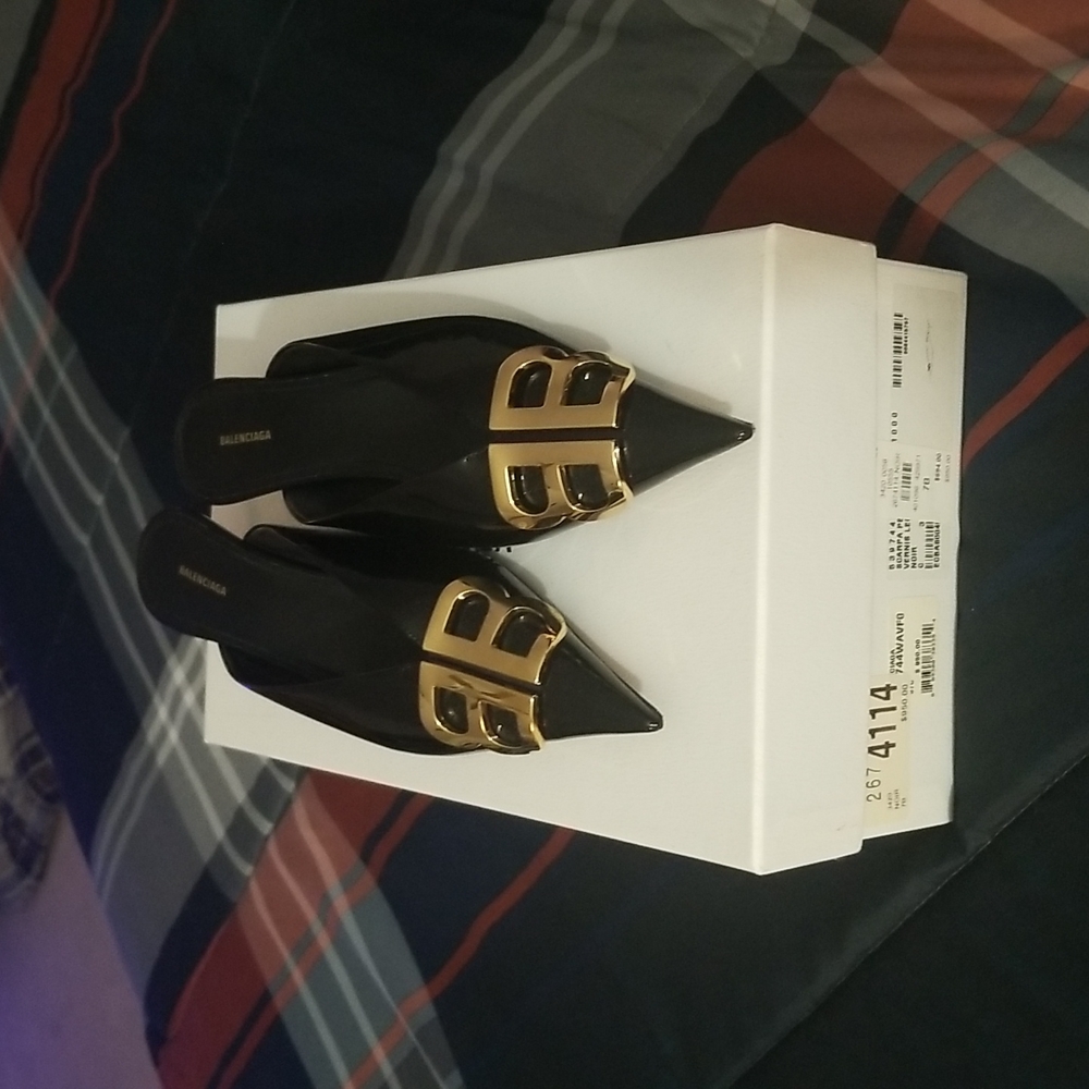 Balenciaga knife mule